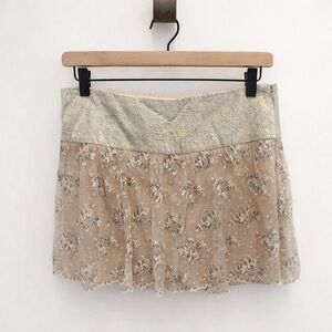 Vintage Fairycore Floral Lace Mini Skirt in Beige and Cream | Small